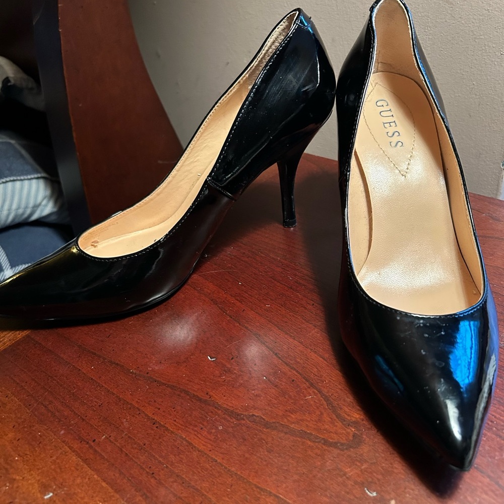 Guess Shiny Black Patent Leather Heels
